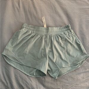 Lululemon HOTTY HOT SHORT II LONG 4" Hazy Jade